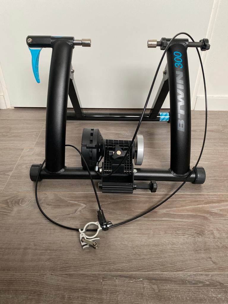 Home trainer B'TWIN 300 magnetische weerstand, Ophalen, Zo goed als nieuw, Benen, Overige typen