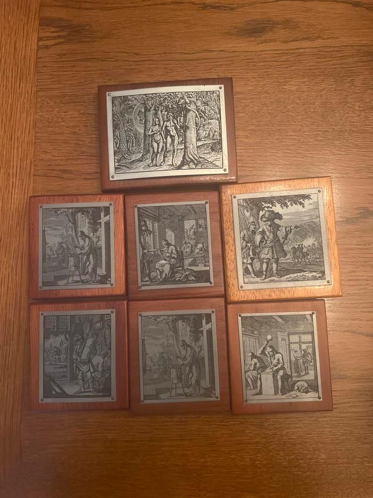 Vintage Houten Wanddecoratie met Gravures (7 stuks), Antiek en Kunst, Kunst | Etsen en Gravures, Ophalen of Verzenden