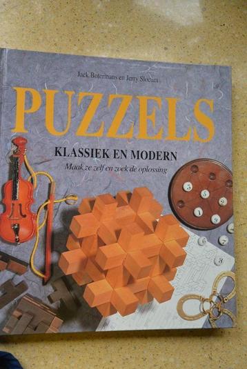 Puzzels Klassiek en modern Maak ze zelf en zoek de oplossing beschikbaar voor biedingen
