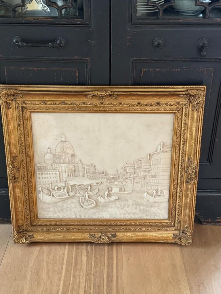 ANTIEK OFF WHITE kunstwerk in antieke goudkleur lijst CHCS, Ophalen