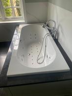Villeroy & Bosch ligbad met whirlpool systeem., Huis en Inrichting, Ophalen, Zo goed als nieuw