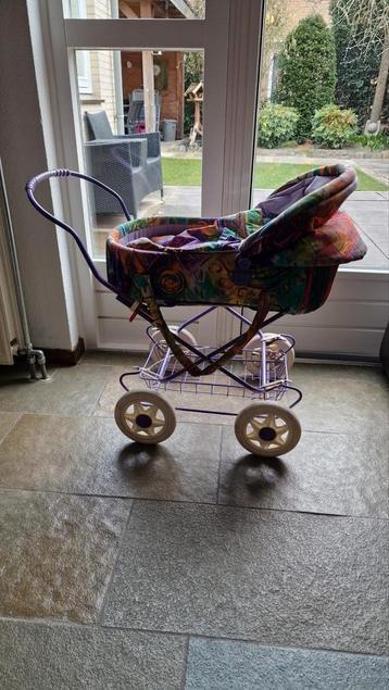 Kinderwagen  beschikbaar voor biedingen