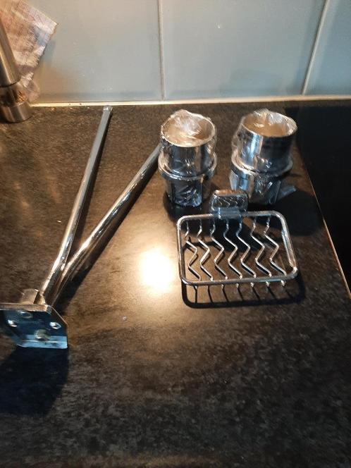 Badkamer accessoirs, Huis en Inrichting, Overige Huis en Inrichting, Zo goed als nieuw, Ophalen of Verzenden