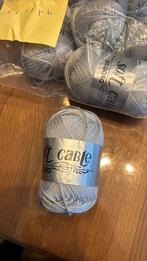 Bollen wol grijs, Ophalen of Verzenden, Zo goed als nieuw, Breien of Haken, Wol of Garen