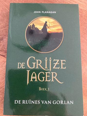 De Grijze Jager - De Ruïnes van Gorlan (Boek 1) beschikbaar voor biedingen