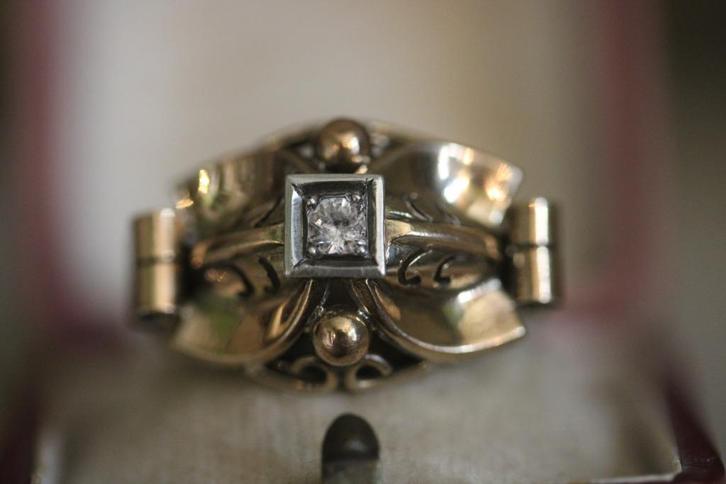 Antieke gouden zilveren franse ring tank tankring diamant, Sieraden, Tassen en Uiterlijk, Antieke sieraden, Ring, Goud, Ophalen of Verzenden