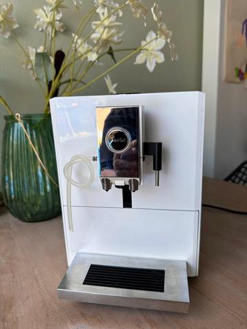 Jura a7  285€.  Netjes ! beschikbaar voor biedingen