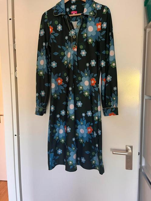 Tante Betsy  jurk maat M, Kleding | Dames, Jurken, Zo goed als nieuw, Maat 38/40 (M), Blauw, Knielengte, Ophalen of Verzenden