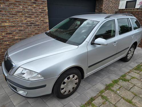 Skoda Octavia 1.6 Combi 75KW 2008 Grijs, Auto's, Skoda, Particulier, Octavia, ABS, Airbags, Airconditioning, Boordcomputer, Centrale vergrendeling