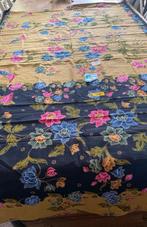 Batik sarong (nieuw), Hobby en Vrije tijd, Stoffen en Lappen, Zwart, Ophalen of Verzenden, Zo goed als nieuw, 30 tot 120 cm