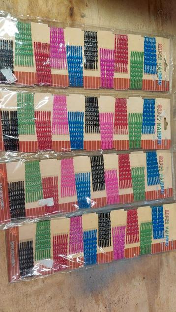 320 Haarspelden in Verschillende Kleuren beschikbaar voor biedingen