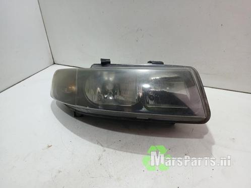 Koplamp rechts van een Seat Leon, Auto-onderdelen, Verlichting, Seat, Gebruikt, 3 maanden garantie, Ophalen of Verzenden