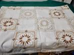 tafelkleed geborduurd met patroon, Huis en Inrichting, Ophalen of Verzenden, 'T Olde Gre-j, Info@toldegrej.nl, Endepoelstraat 20f Didam