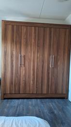 GRATIS kledingkast 200x200, Ophalen, Overige materialen, Gebruikt, 200 cm of meer