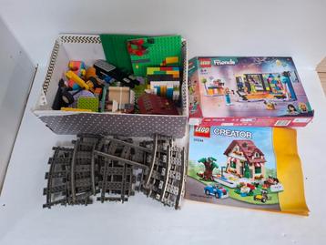 Partijtje diverse LEGO: rails, Friends, Creator, Technic beschikbaar voor biedingen