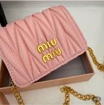 Miu Miu Tas Roze - Nieuw met Doos, Sieraden, Tassen en Uiterlijk, Tassen | Damestassen, Ophalen of Verzenden, Nieuw, Roze, Schoudertasje