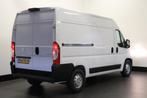 Peugeot Boxer 2.2 BlueHDi 165PK L2H2 EURO 6 - Airco - Cruise, Auto's, Bestelauto's, Voorwielaandrijving, Stof, Gebruikt, Wit
