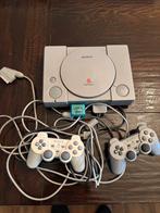 PlayStation 1, Spelcomputers en Games, Ophalen of Verzenden, Gebruikt, Met 2 controllers