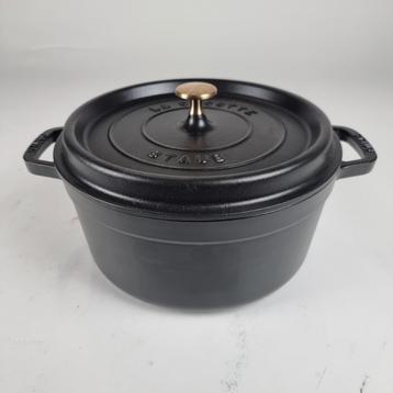 Staub Cocotte 26cm zwart-Nieuw in doos! beschikbaar voor biedingen