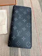 Nieuw Louis Vuitton Brazza Monogram Eclipse Canvas Wallet, Sieraden, Tassen en Uiterlijk, Portemonnees, Nieuw, Ophalen of Verzenden