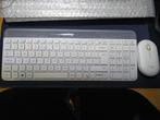 Logitech MK470 toetsenbord en muis, Gebruikt, Ophalen of Verzenden, Draadloos, Ergonomisch