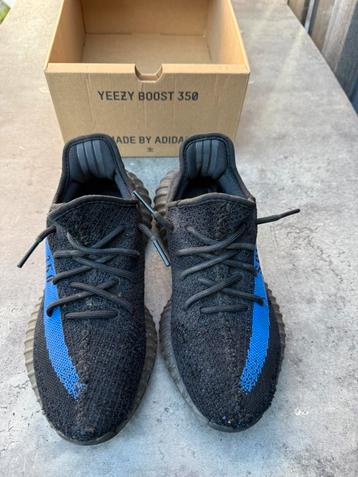 Yeezy Boost 350 V2 | Zwart & Blauw | Topstaat! beschikbaar voor biedingen