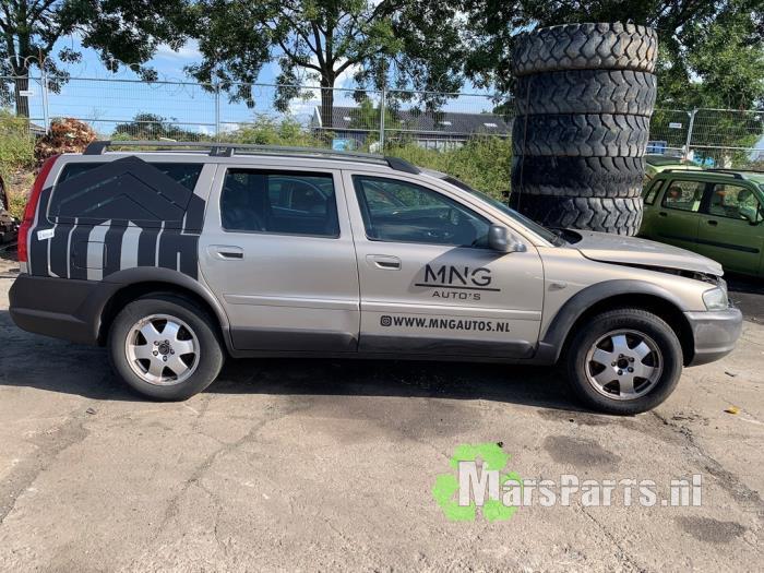 Portier 4Deurs rechts-achter van een Volvo XC70 (44600), Auto-onderdelen, Carrosserie en Plaatwerk, Deur, Volvo, Gebruikt, 3 maanden garantie