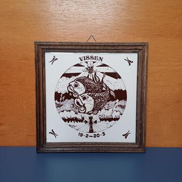 Vintage tegel sterrenbeeld vissen beschikbaar voor biedingen