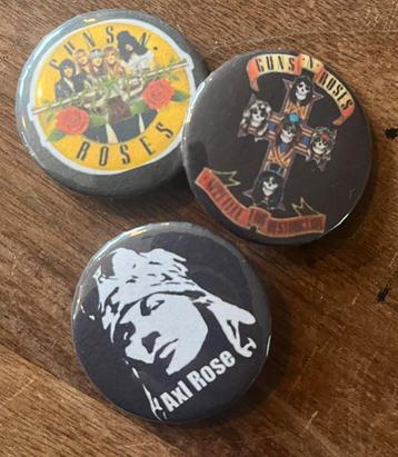 Guns ‘n Roses buttons beschikbaar voor biedingen