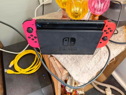 Nintendo switcn, Spelcomputers en Games, Spelcomputers | Nintendo Switch, Zo goed als nieuw, Switch 2019 Upgrade, Met 3 controllers of meer