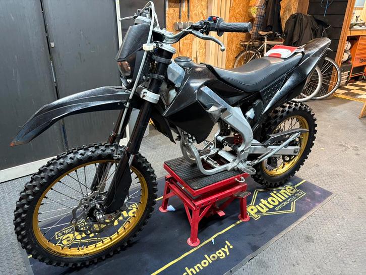 Derbi drd pro project. 2015 Zie fotos, Fietsen en Brommers, Brommeronderdelen | Algemeen, Zo goed als nieuw, Blok, Ophalen of Verzenden