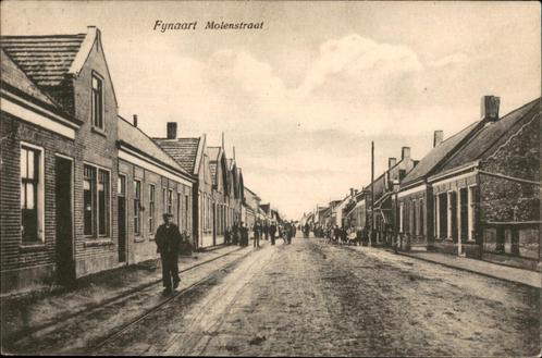 Fijnaart Molenstraat volk en tramrails, Verzamelen, Ansichtkaarten | Nederland, Gelopen, Noord-Brabant, 1920 tot 1940, Verzenden