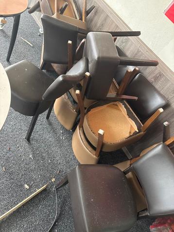 Partij Bruine Stoelen - Vintage Stijl beschikbaar voor biedingen