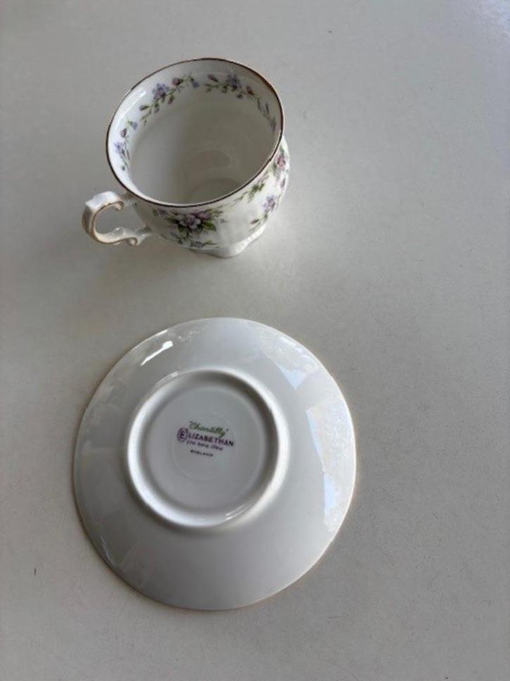 Kopjes met schotels Engeland, Verzamelen, Porselein, Kristal en Bestek, Zo goed als nieuw, Kop en/of schotel, Porselein, Ophalen of Verzenden