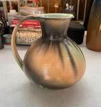 Vaas Klaas Mobach met structuur vaasje model 741, Antiek en Kunst, Antiek | Keramiek en Aardewerk, Ophalen of Verzenden