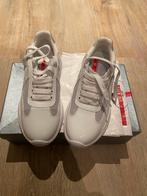 Prada schoenen, Ophalen of Verzenden, Zo goed als nieuw, Zwart, Sneakers of Gympen