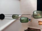 Hanglamp met 3 groene glazen lampen., Ophalen of Verzenden, Zo goed als nieuw, Minder dan 50 cm