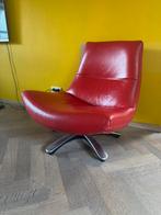 Ruime rode leren fauteuil met voet van chroom, Huis en Inrichting, Fauteuils, Ophalen, Gebruikt, 75 tot 100 cm, Leer