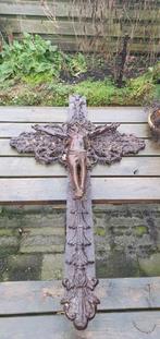Monumentaal gietijzeren kruis met beeld van Jezus, Ophalen of Verzenden