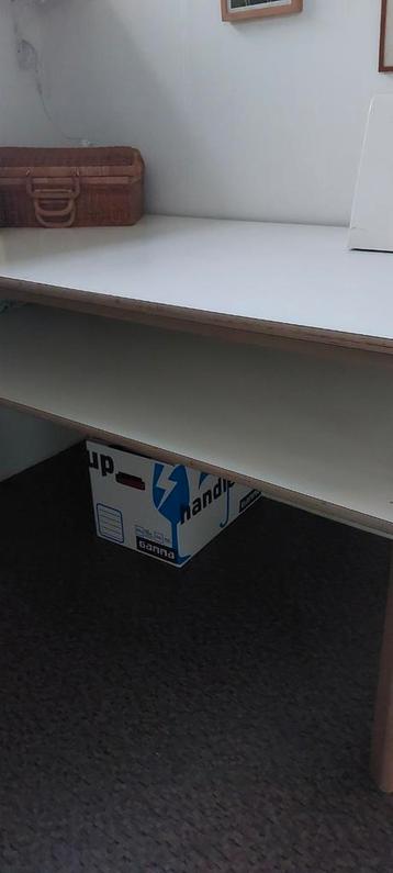 Grote Hobby/Werktafel - 180x90x90cm beschikbaar voor biedingen