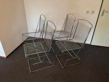 4 vintage 1980s Till Behrens Kreuzschwinger stoelen beschikbaar voor biedingen