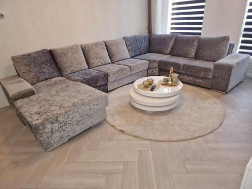 Nette grijze velvet hoekbank 8 persoons, Huis en Inrichting, Stoffering | Tapijten en Kleden, Zo goed als nieuw, 200 cm of meer