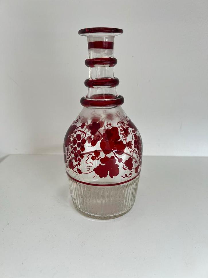 Boheems Kristal Karaf met Druivenmotief, Antiek en Kunst, Antiek | Glas en Kristal, Ophalen of Verzenden