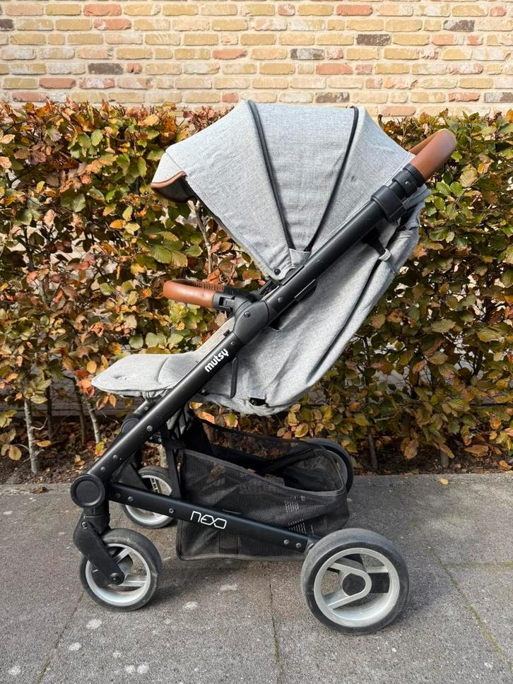 Mutsy Nexo buggy, Kinderen en Baby's, Buggy's, Gebruikt, Overige merken, Verstelbare rugleuning, Zonnekap, Ophalen of Verzenden