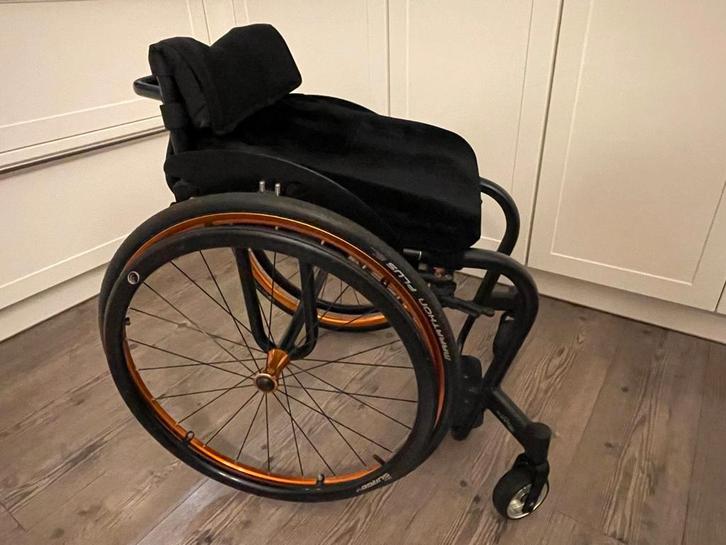 Rolstoel vast frame Merk TNS Activator ADL, Diversen, Rolstoelen, Zo goed als nieuw, Handbewogen rolstoel, Ophalen