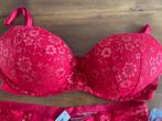 Victoria's Secret Setje - Rood Kant, Kleding | Dames, Ophalen of Verzenden, Rood, Setje