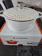 Te koop: Le Creuset braadpan hartjes Loving 24 cm, Huis en Inrichting, Keuken | Potten en Pannen, Gietijzer, Nieuw, Ophalen of Verzenden