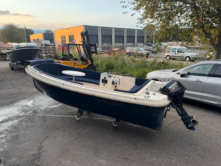 Lifestyle 495, Watersport en Boten, Sloepen, Gebruikt, 10 tot 30 pk, 3 tot 6 meter, Buitenboordmotor, Benzine, Polyester, Ophalen