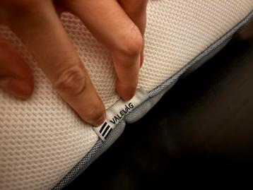 Ikea MALM bed 160x200 - afbeelding 5