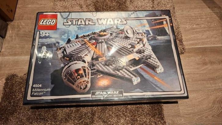 Lego Star Wars Millennium Falcon 4504 nieuw seal los, Kinderen en Baby's, Speelgoed | Duplo en Lego, Zo goed als nieuw, Lego, Complete set